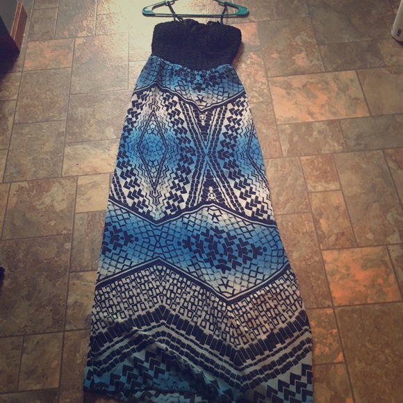 Trixxi Maxi Dress - Picture 1 of 4
