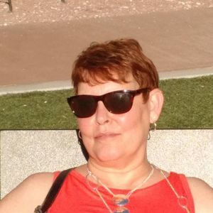 Meet your Posher, Joni