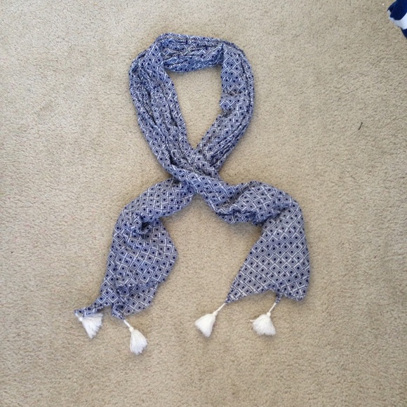 Blue and white scarf