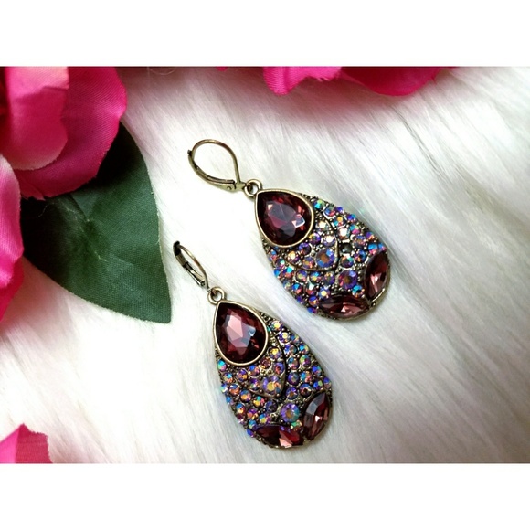 "Sharon" Glitzy dangle earrings - Picture 2 of 3