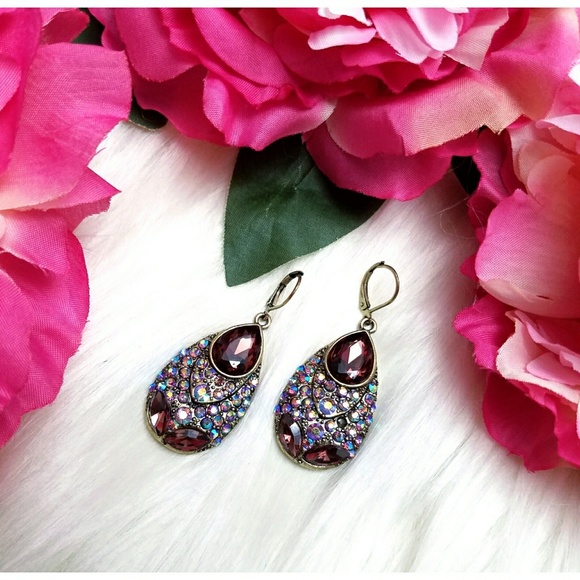 "Sharon" Glitzy dangle earrings - Picture 3 of 3