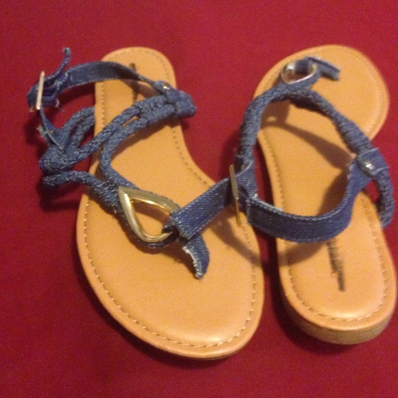 Sandal