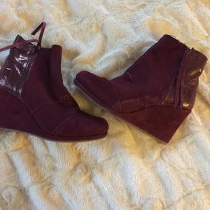 Tons Burgundy Ankle Booties