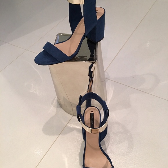 Zara Shoes - Sexy teal suede & metal heels
