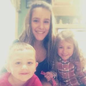 Meet your Posher, Danielle