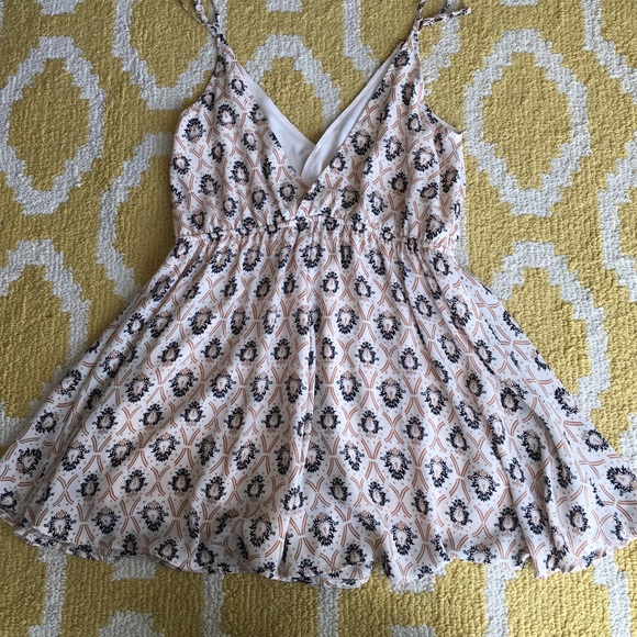 Printed Romper - Picture 3 of 4