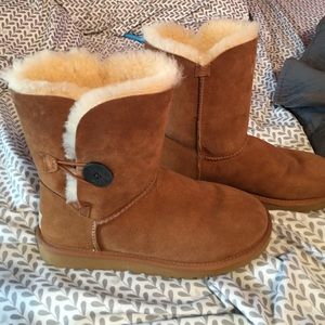 Brown ugg boots