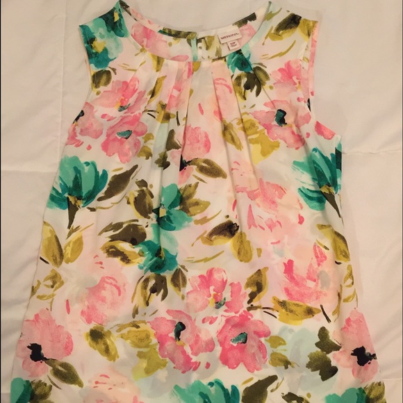 Merona small floral sleeveless blouse
