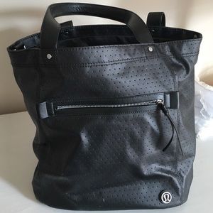PRICE DROPPED‼️ Lululemon bag