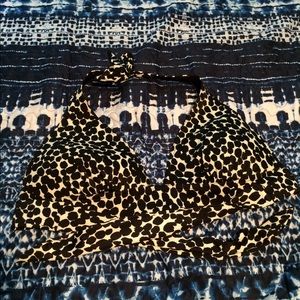 VS Halter bikini top size xl