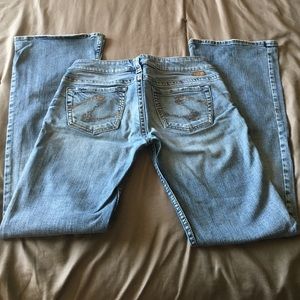 Flash Sale: Silver Jeans size 27