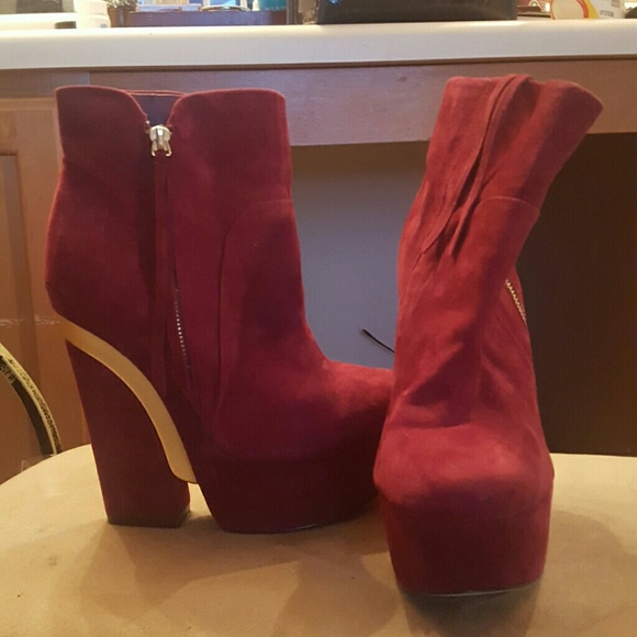 Dolce Vita Booties