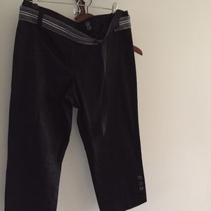 White House Black Market Legacy Capris Size 10 NWT