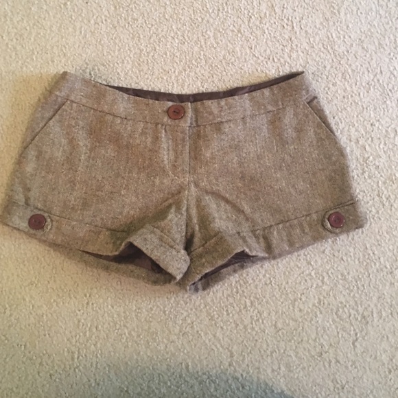 Polyester dress shorts