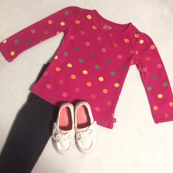 Baby GAP shirt 18-24M