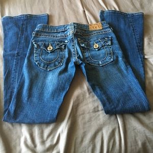 True Religion size 27 inseam 32"