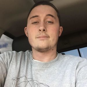 Meet your Posher, Devin