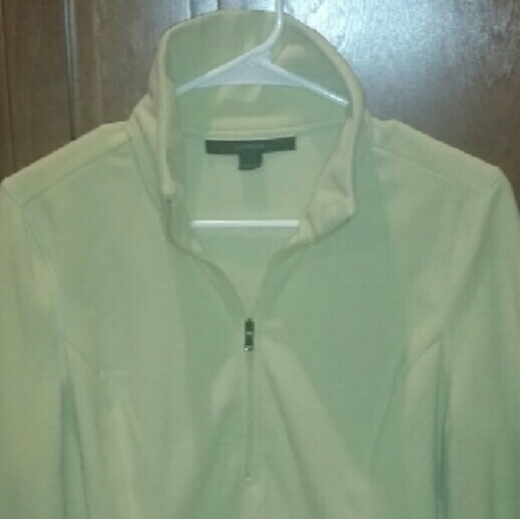 Express Fleece - Picture 3 of 4