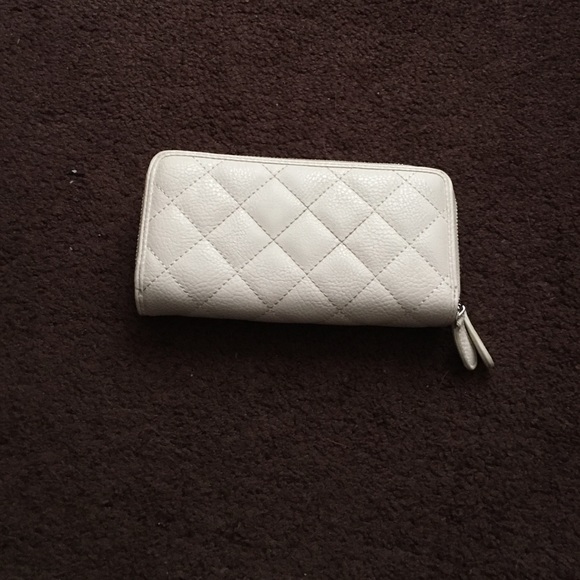 White color wallet