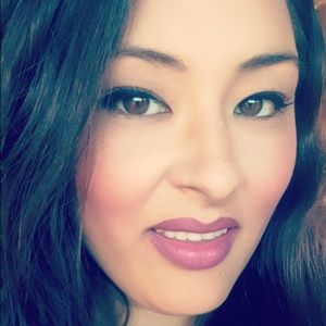 Meet your Posher, Caryn