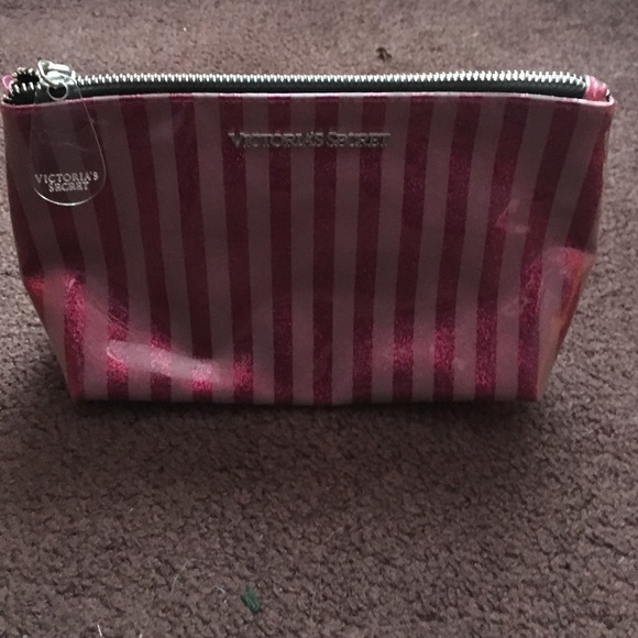 Victoria secrets make up bag