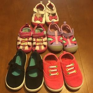 Lot of Garanimals and Healthtex toddler shoes.