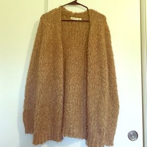 Sweater/cardigan