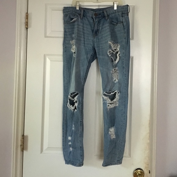 BDG ripped boyfriend jeans