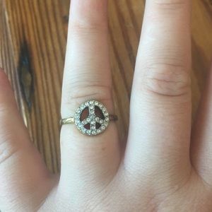 Juicy peace sign ring