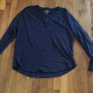 Long sleeve shirt
