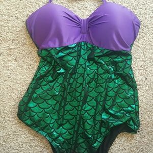 Mermaid Plus size swim suit. Size 18