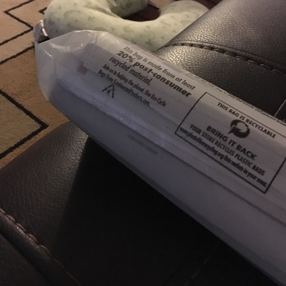 Meet your Posher, Dawn - Picture 1 of 1