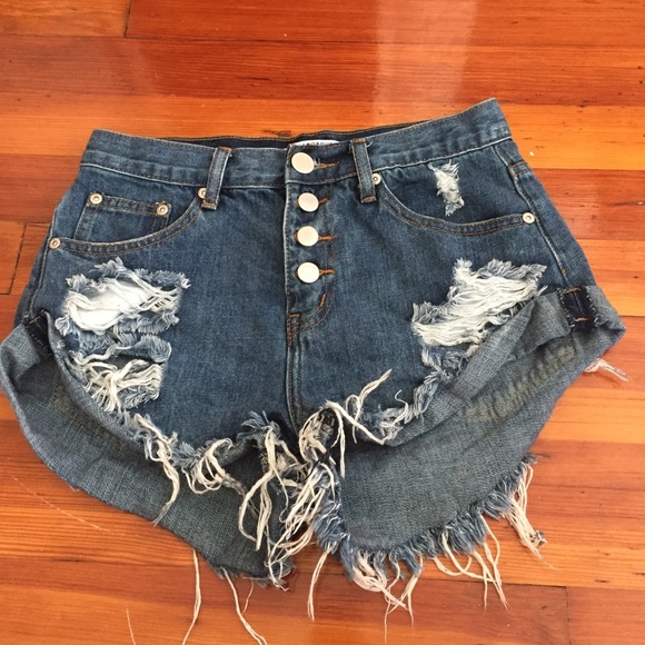 Distressed jean shorts!!!