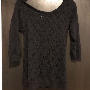 Black lace quarter sleeve top