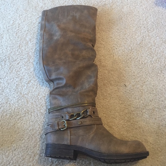 Brand new taupe boots