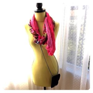 🎉*ALL VERA ON SALE* 🎉 Black Crossbody Phone Case