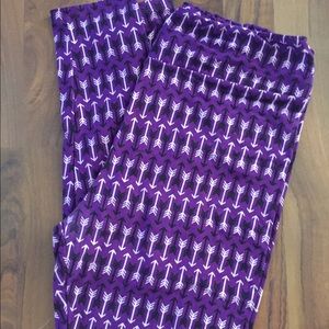 Lularoe TC arrow leggings