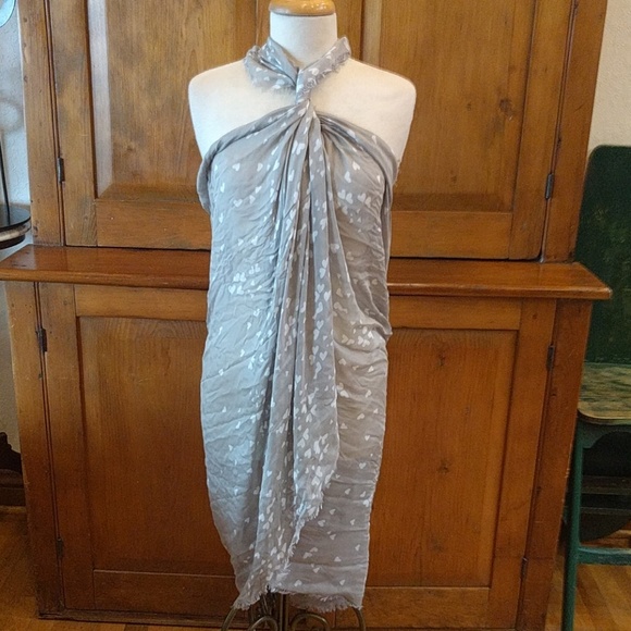 Tilo Modal Heart Wrap/Scarve - Picture 2 of 4