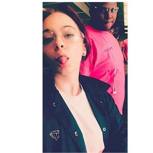 Meet your Posher, Jamel