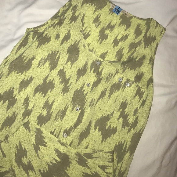 Wrap Tunic - Picture 2 of 3