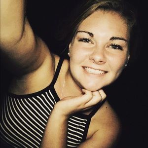 Meet your Posher, Lizzie