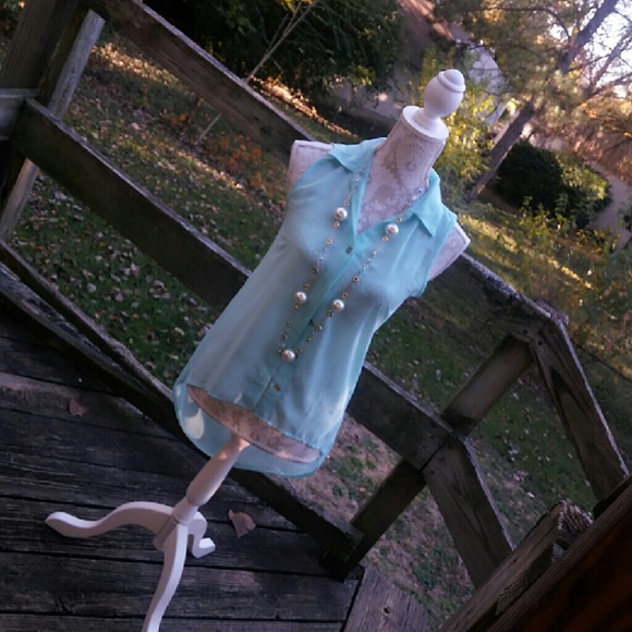 TEAL HIGH LOW BUTTON UP