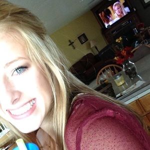 Meet your Posher, Paige