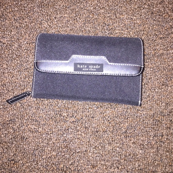 Black Kate Spade wallet