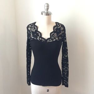 H&M black longsleeve lace sweetheart neck shirt