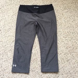 Under armor heat gear capris