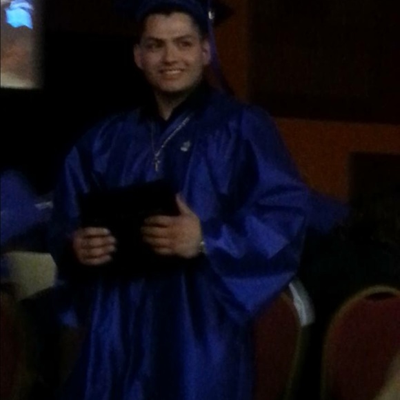 Meet your Posher, Cesar - Picture 1 of 1