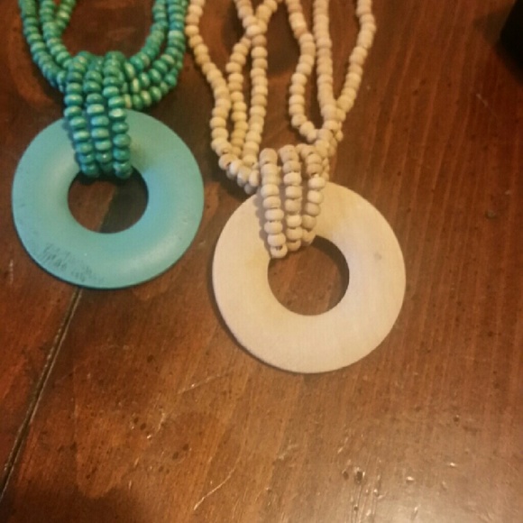 Jewelry - Two necklace