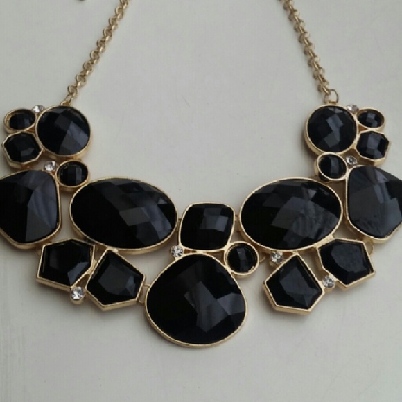Women's Rainbow Chunky Necklace/Earrings Set
