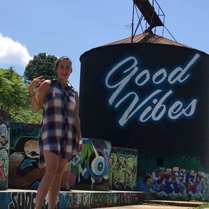 Meet your Posher, Crystal